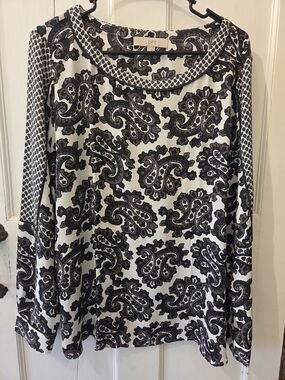 LOFT Black & White Paisley Long-Sleeve Blouse with Contrast Trim